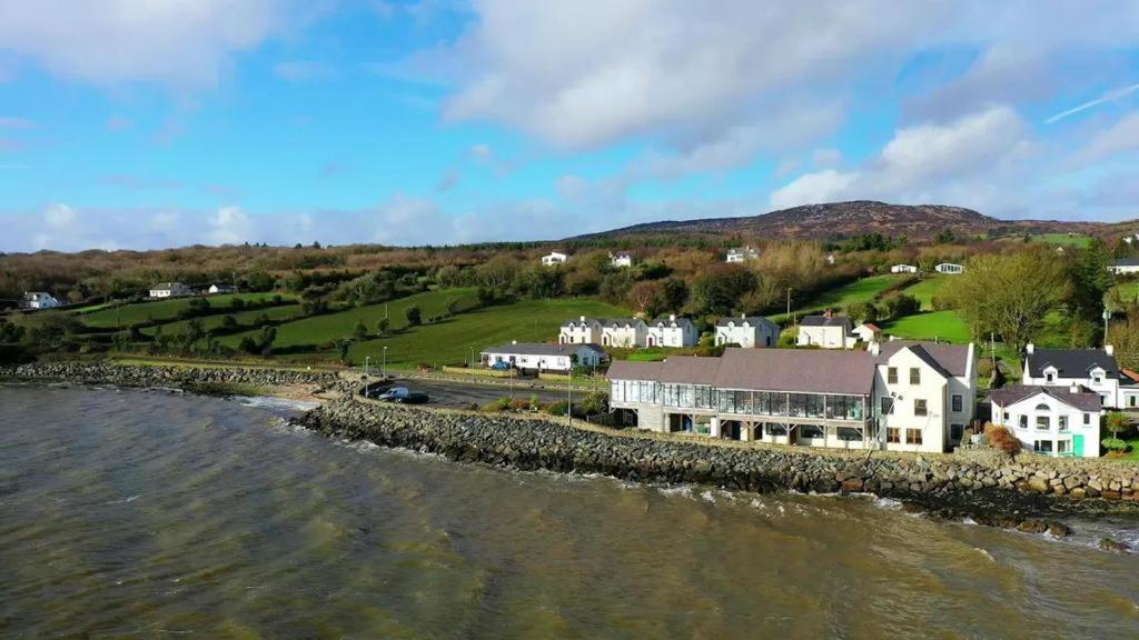 The Waters Edge Hotel Rathmullan Eksteriør billede
