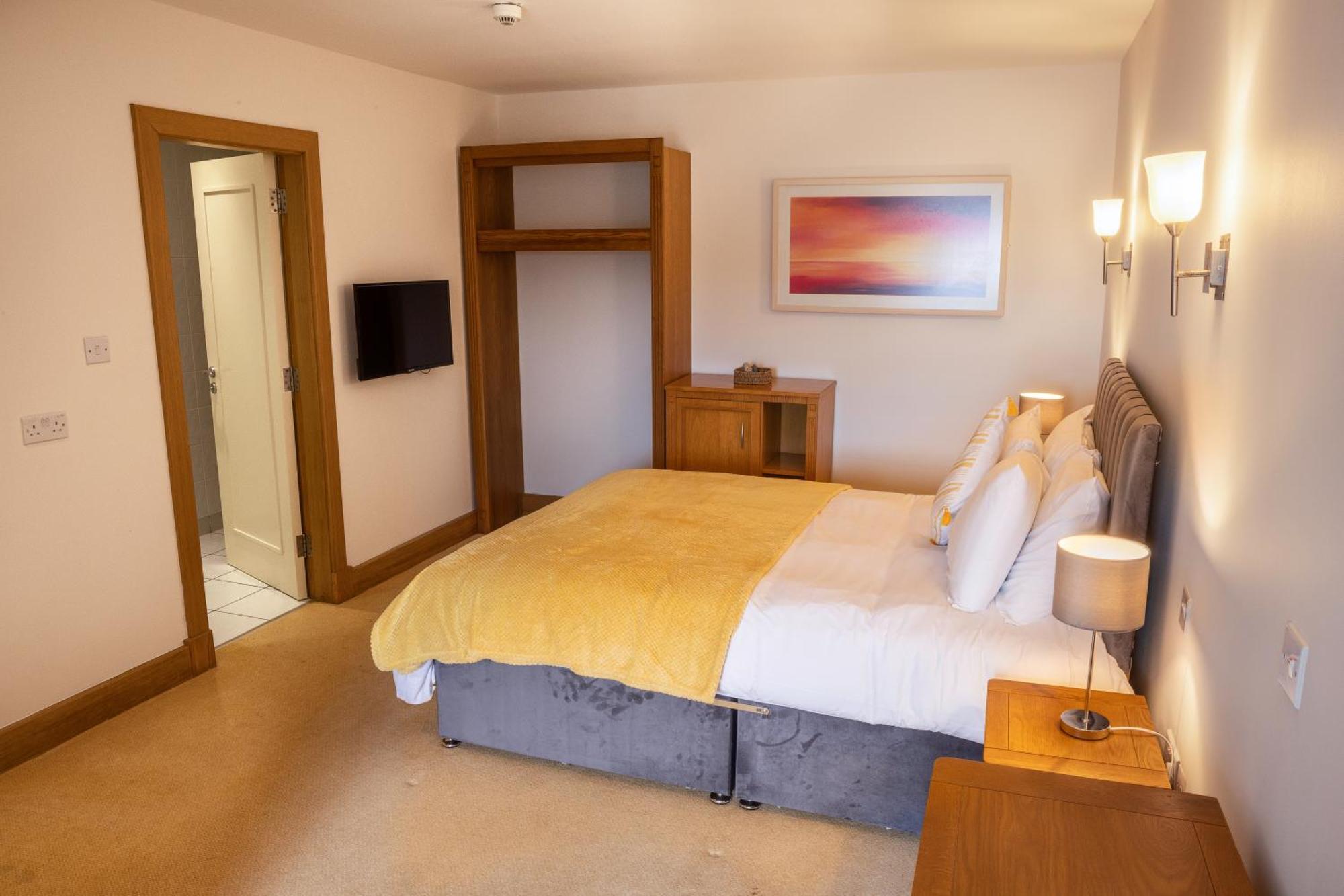 The Waters Edge Hotel Rathmullan Eksteriør billede
