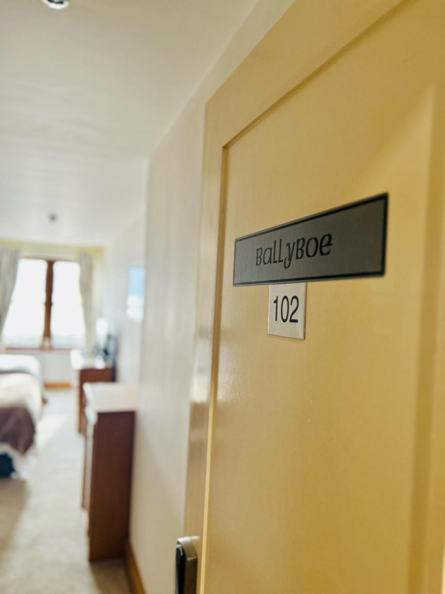 The Waters Edge Hotel Rathmullan Eksteriør billede