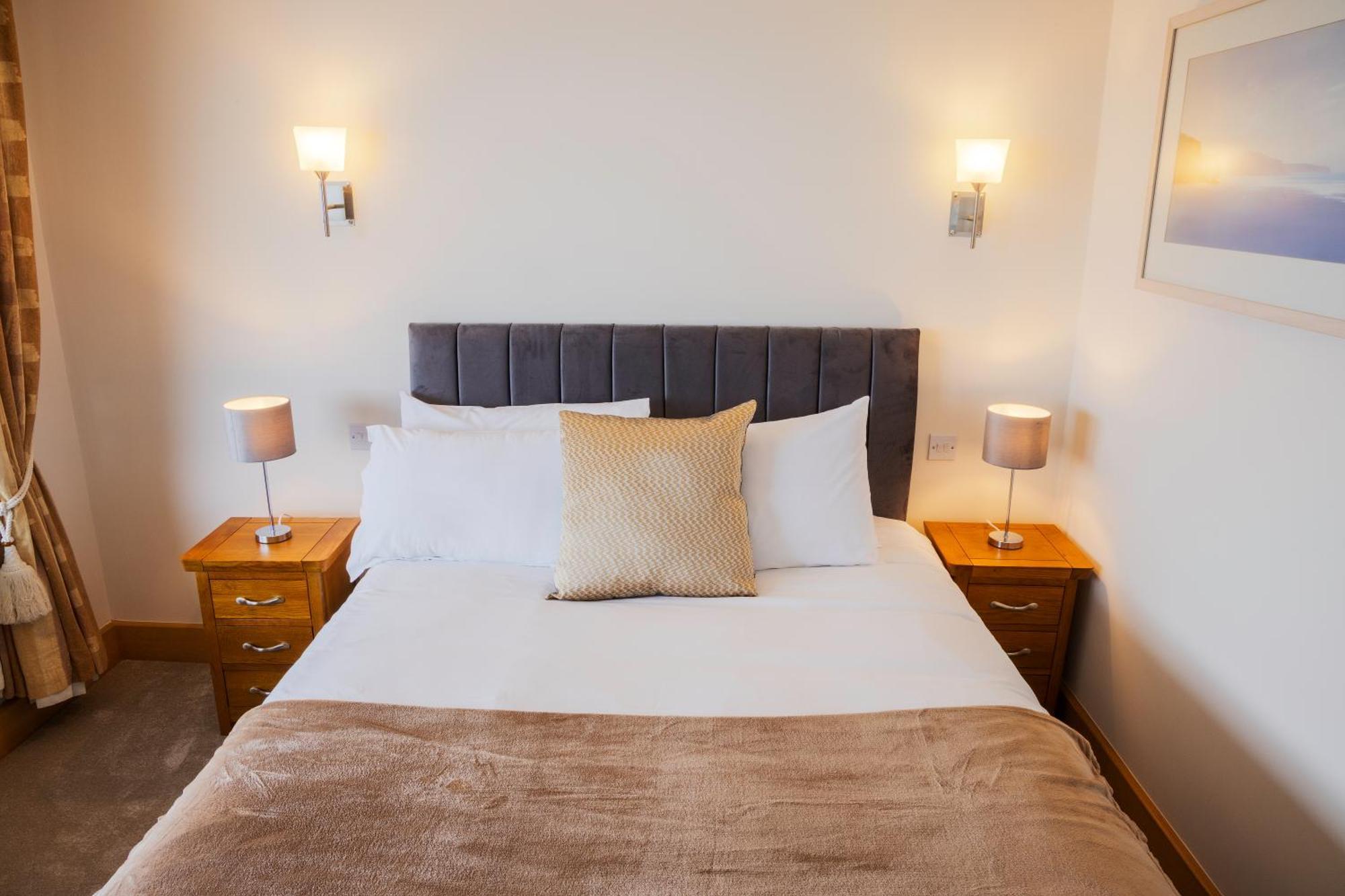 The Waters Edge Hotel Rathmullan Eksteriør billede